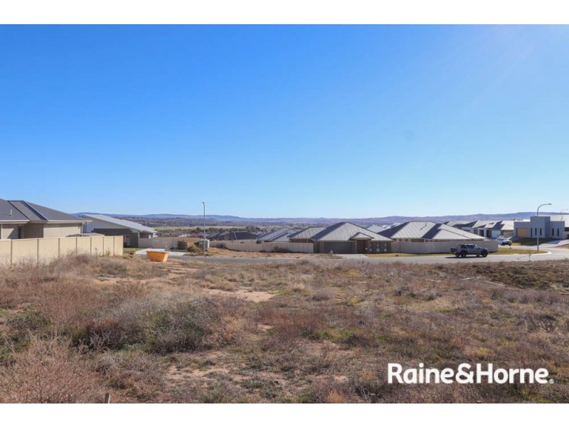 4 Ignatius Place, Kelso NSW 2795