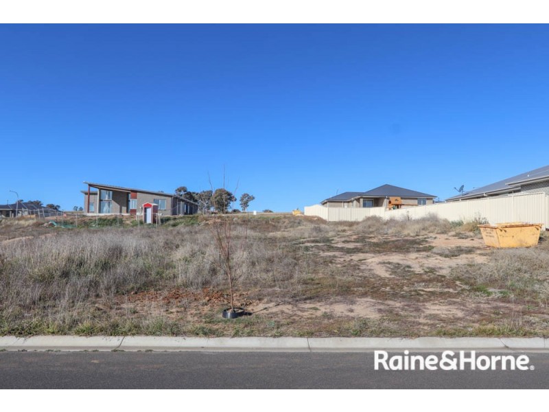 4 Ignatius Place, Kelso NSW 2795