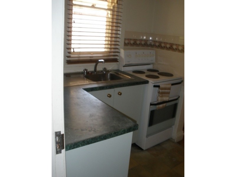 143 Rankin, Bathurst NSW 2795