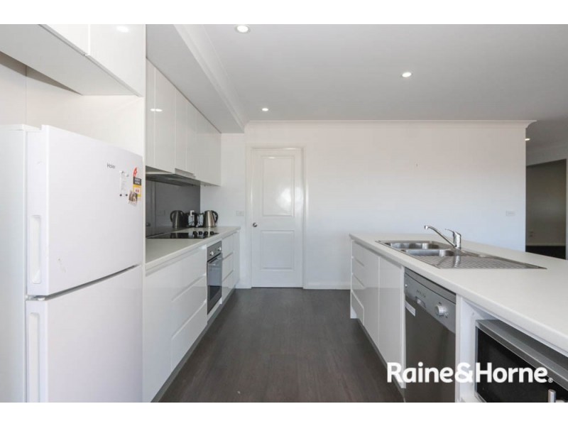 37 Westbourne Drive, Llanarth NSW 2795