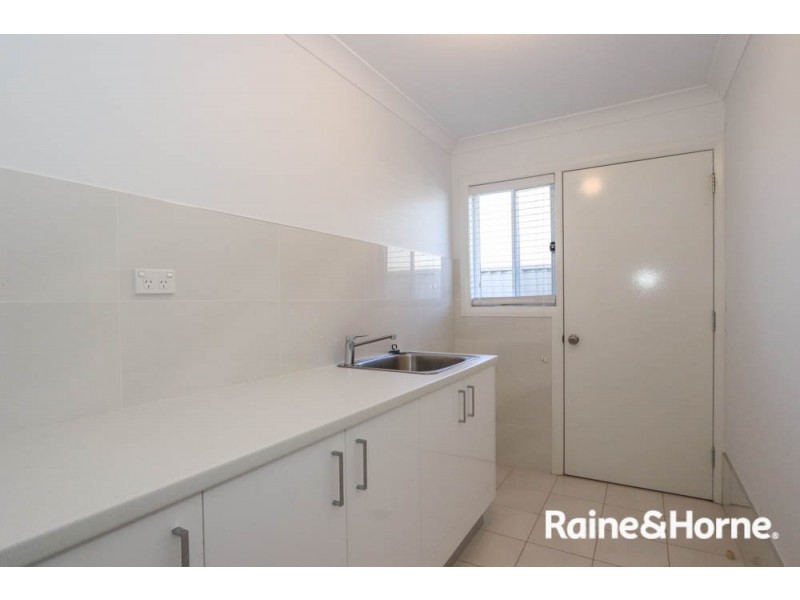 37 Westbourne Drive, Llanarth NSW 2795