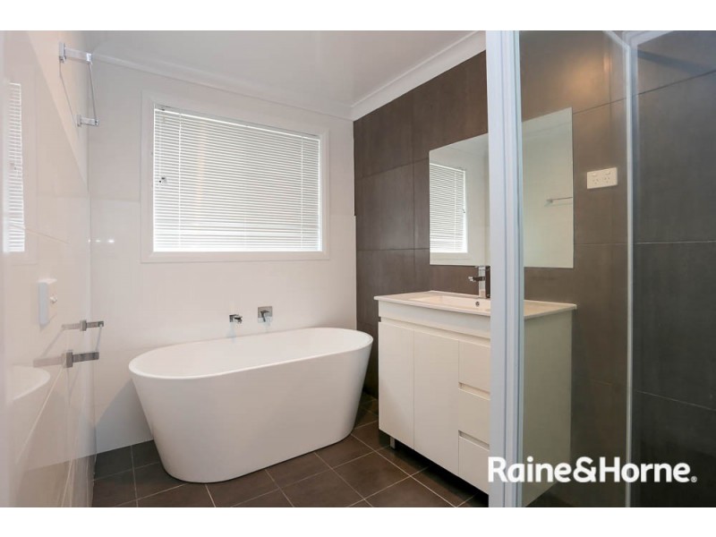 6 Opal Court, Kelso NSW 2795