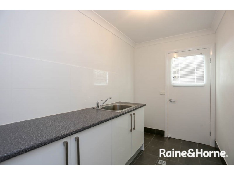 6 Opal Court, Kelso NSW 2795