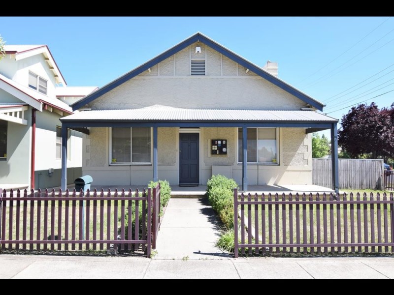 293 Stewart Street, Bathurst NSW 2795