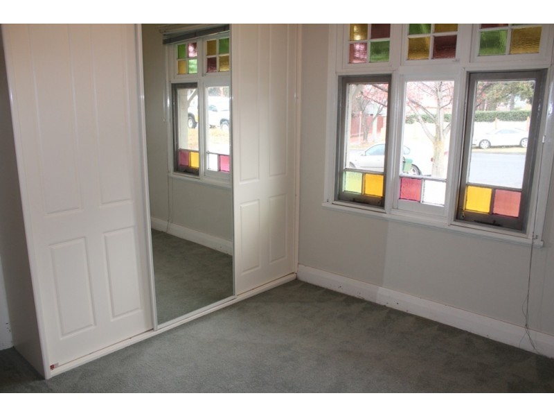 263 Lambert Street, Bathurst NSW 2795