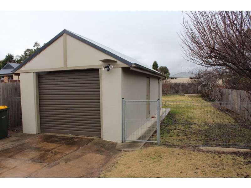 263 Lambert Street, Bathurst NSW 2795