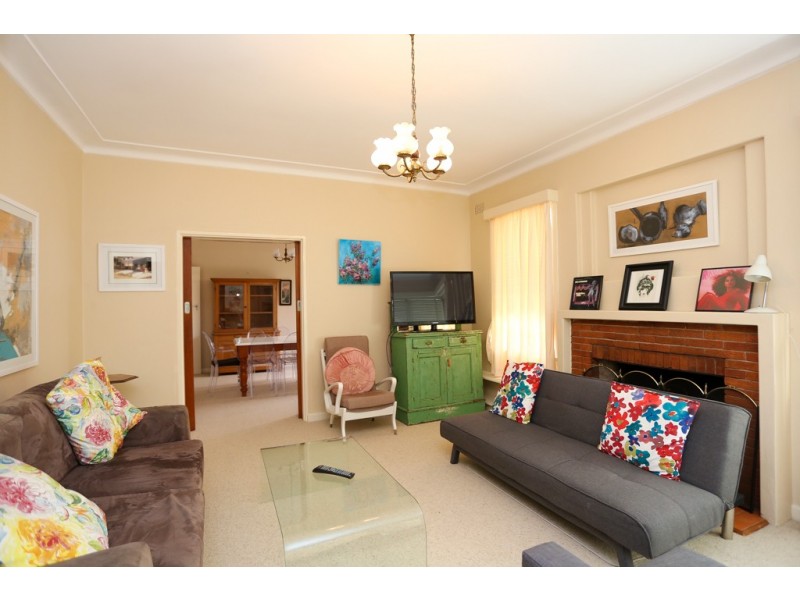 254 Russell Street, Bathurst NSW 2795
