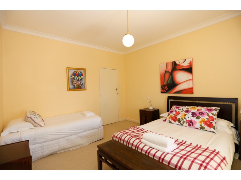 254 Russell Street, Bathurst NSW 2795