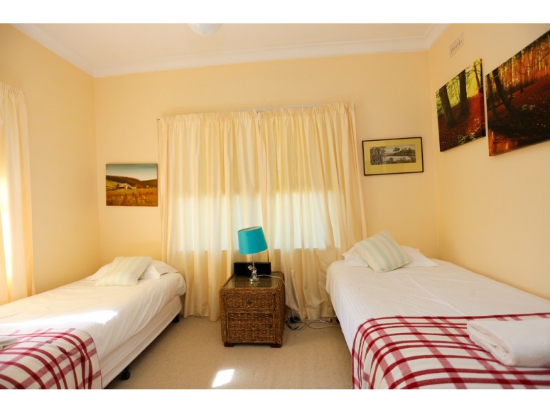 254 Russell Street, Bathurst NSW 2795