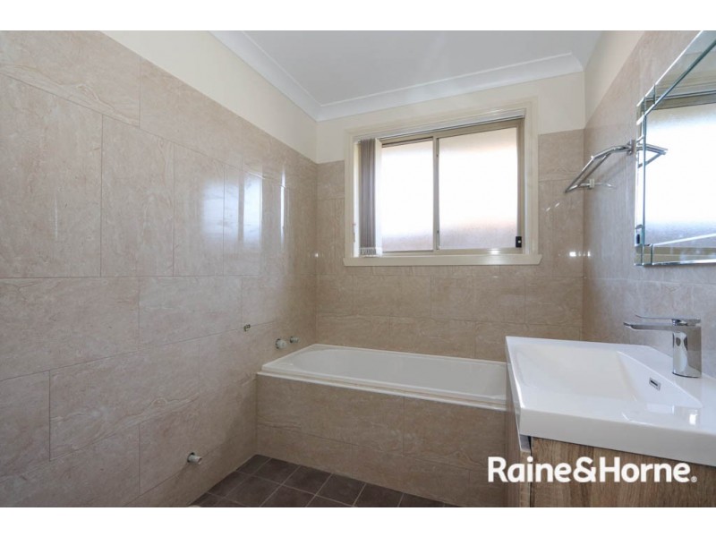 D/358 Stewart St, Bathurst NSW 2795