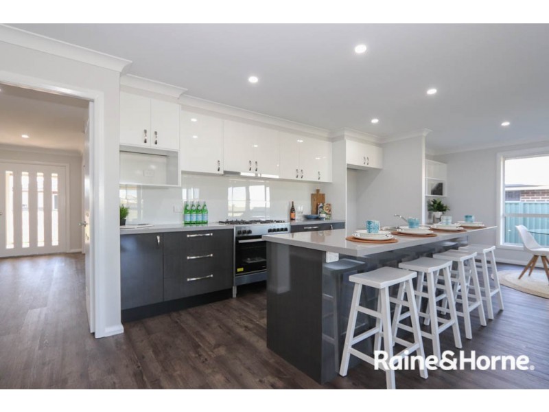 26 Fraser Drive, Eglinton NSW 2795