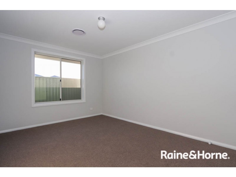 26 Fraser Drive, Eglinton NSW 2795