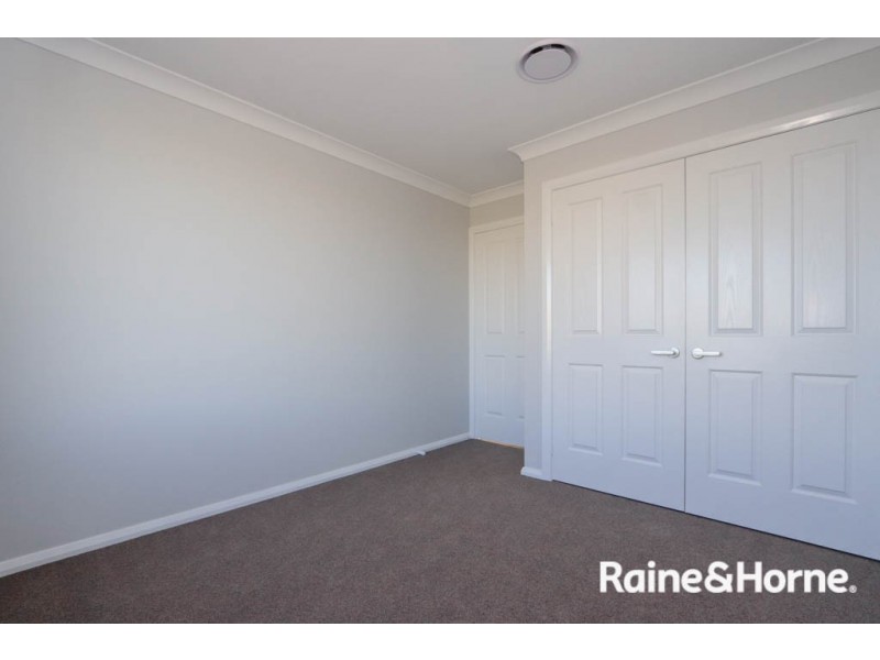 26 Fraser Drive, Eglinton NSW 2795