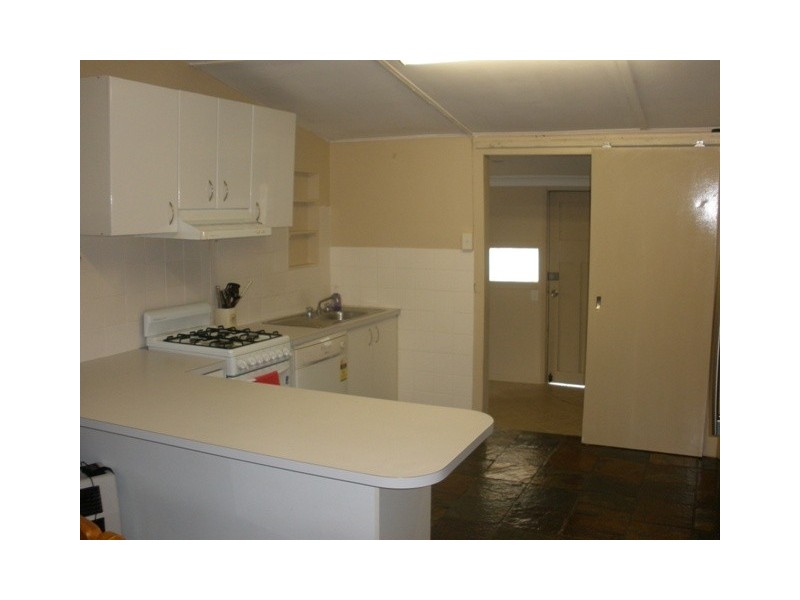 206 Rocket St, Bathurst NSW 2795