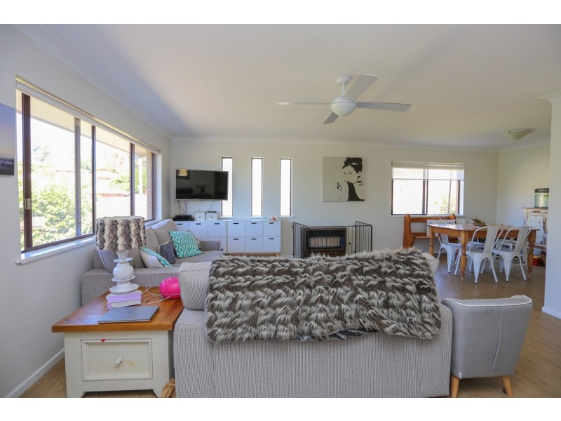 2 Mooney Valley Place, West Bathurst NSW 2795