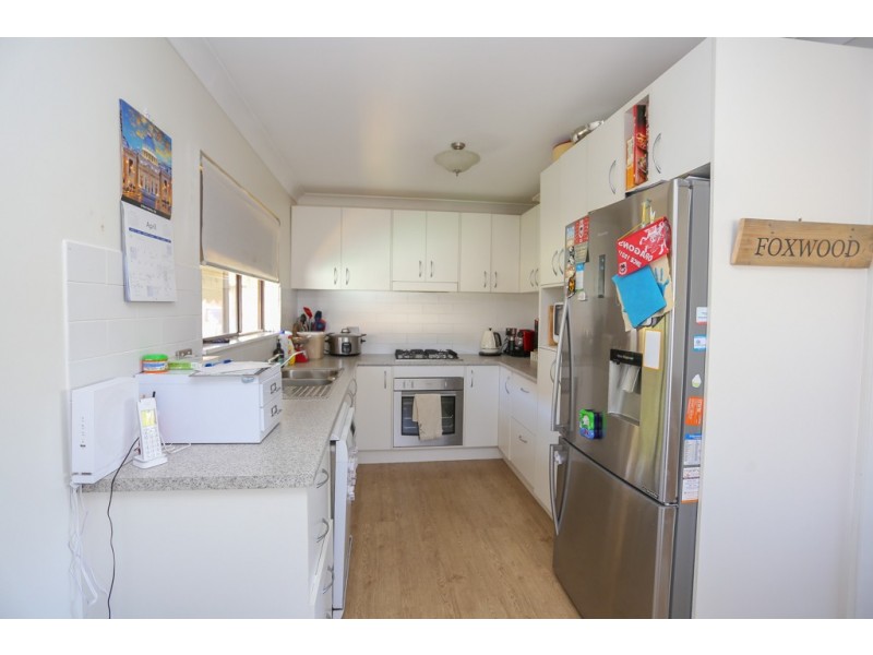 2 Mooney Valley Place, West Bathurst NSW 2795