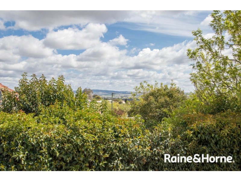 399 Russell Street, West Bathurst NSW 2795