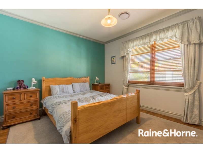 399 Russell Street, West Bathurst NSW 2795
