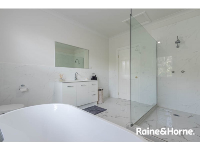 399 Russell Street, West Bathurst NSW 2795