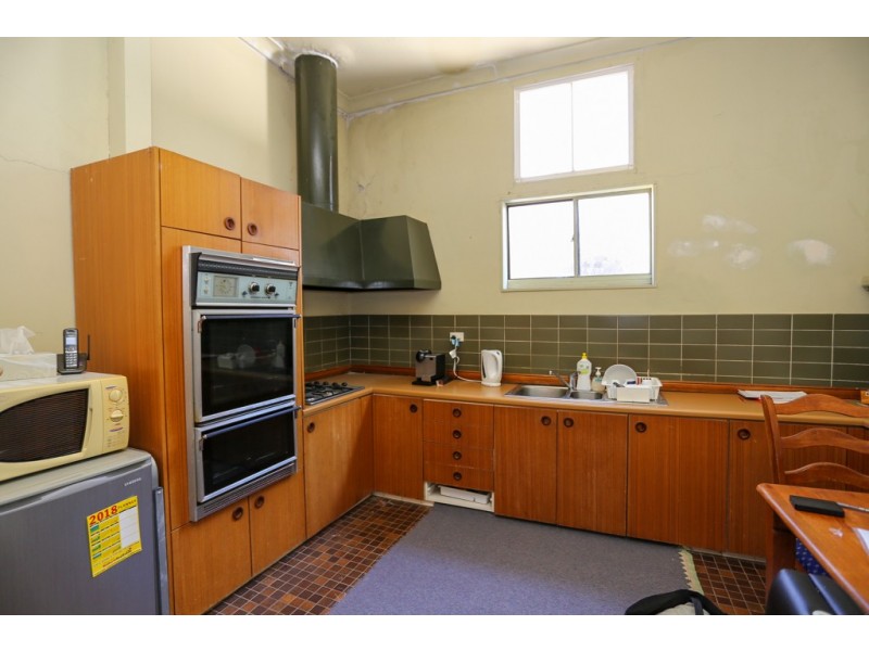 253 George Street, Bathurst NSW 2795