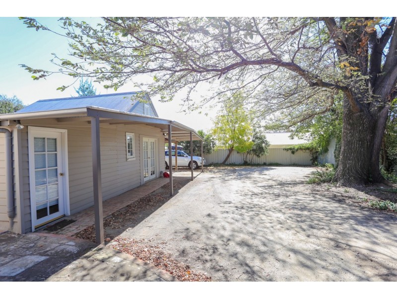 253 George Street, Bathurst NSW 2795