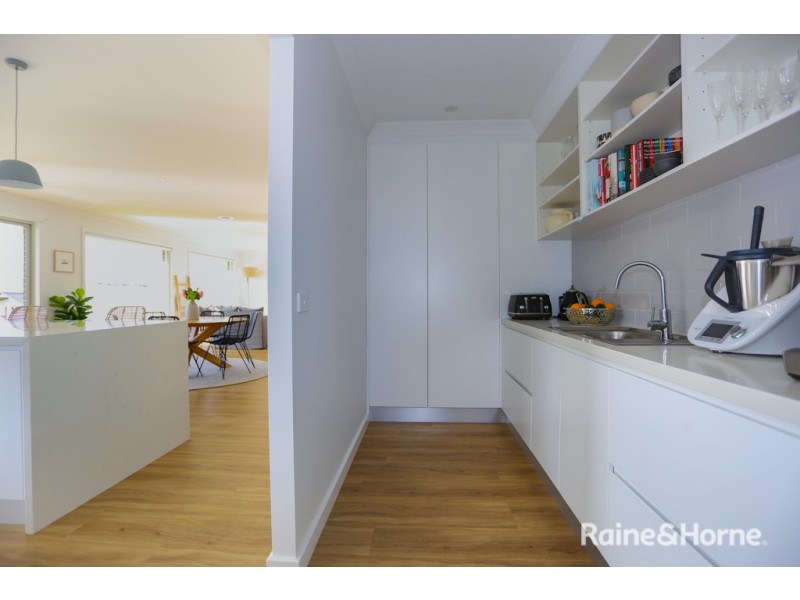 70 Emerald Drive, Kelso NSW 2795