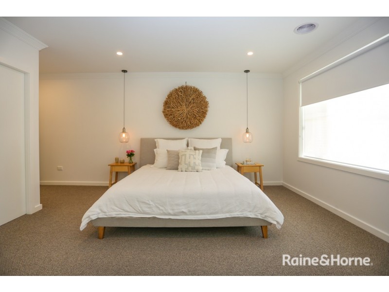 70 Emerald Drive, Kelso NSW 2795
