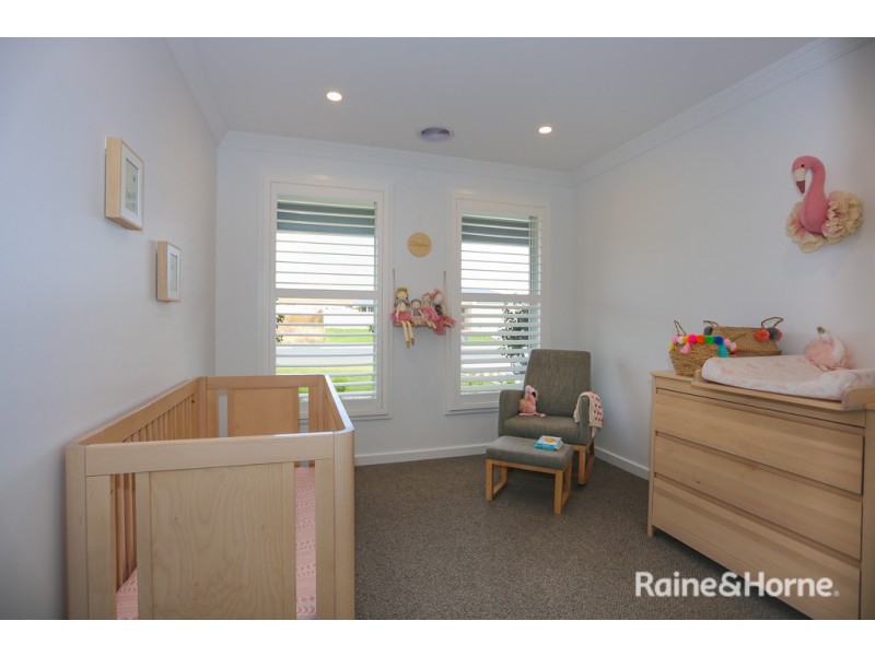 70 Emerald Drive, Kelso NSW 2795