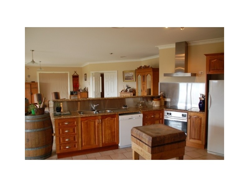 55 Wigmore Drive, Bathurst NSW 2795