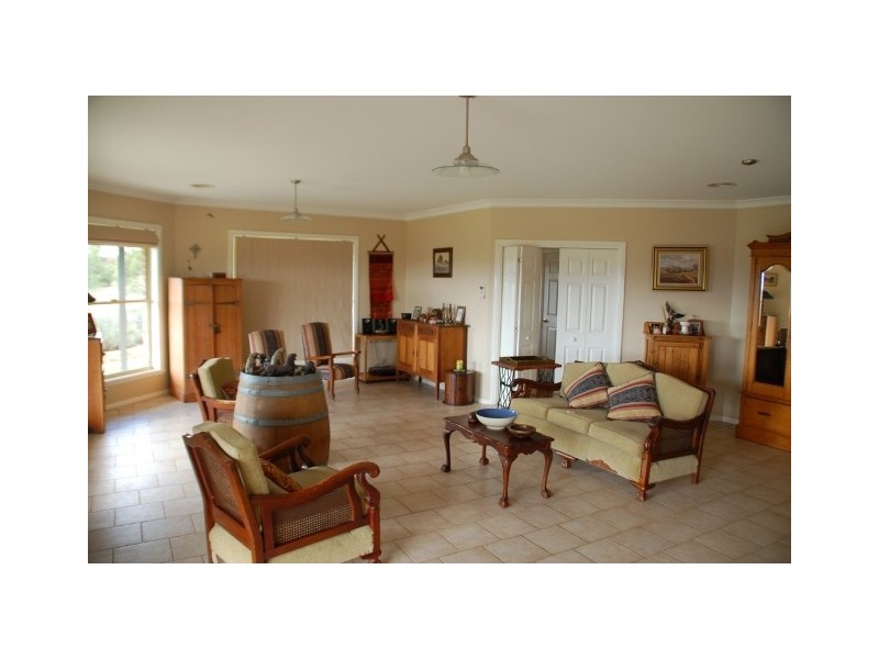 55 Wigmore Drive, Bathurst NSW 2795