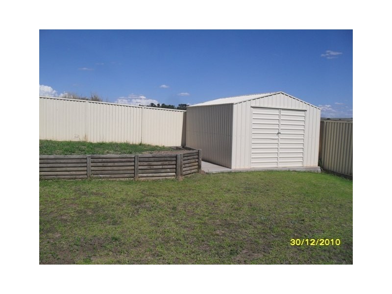 14 Sundown Dr, Kelso NSW 2795