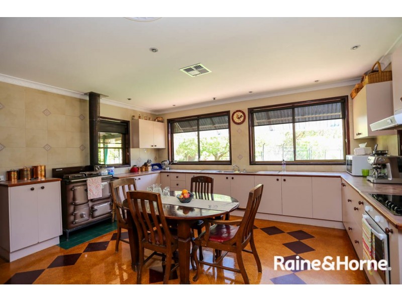 6 Valley View Close, Napoleon Reef NSW 2795