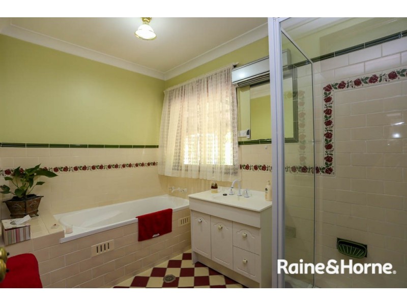 6 Valley View Close, Napoleon Reef NSW 2795