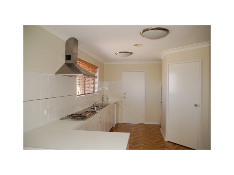 231 Keppel, Bathurst NSW 2795