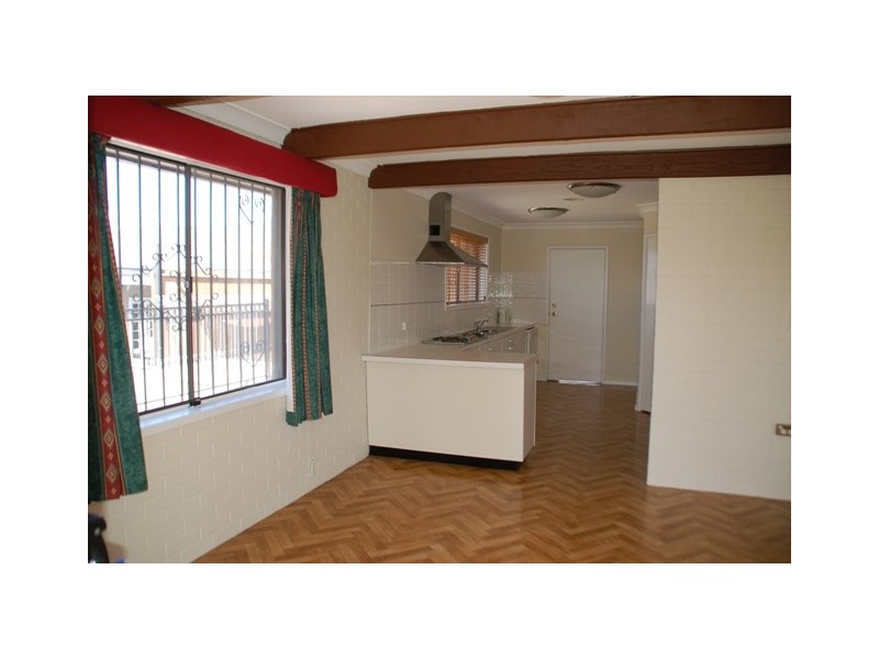 231 Keppel, Bathurst NSW 2795