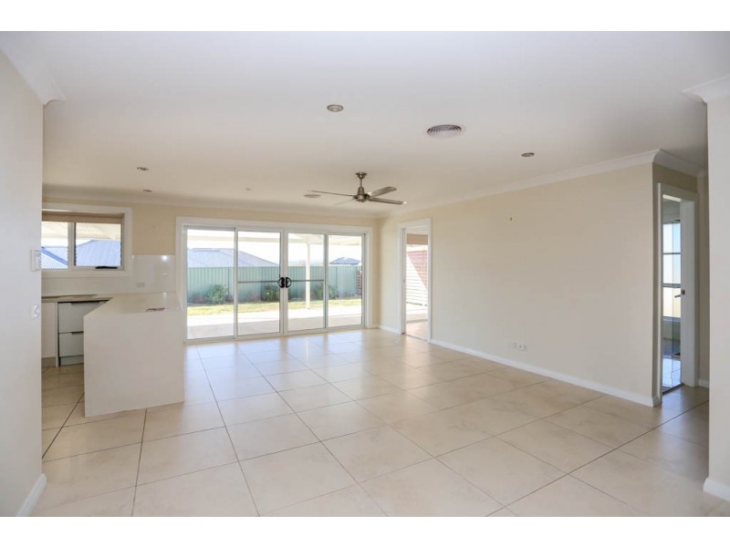 34 Queen Street, Perthville NSW 2795