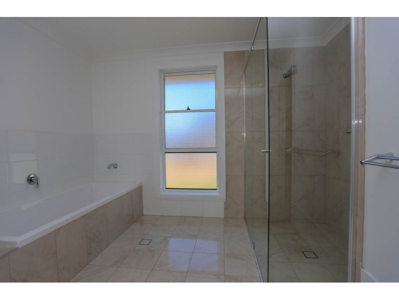 34 Queen Street, Perthville NSW 2795