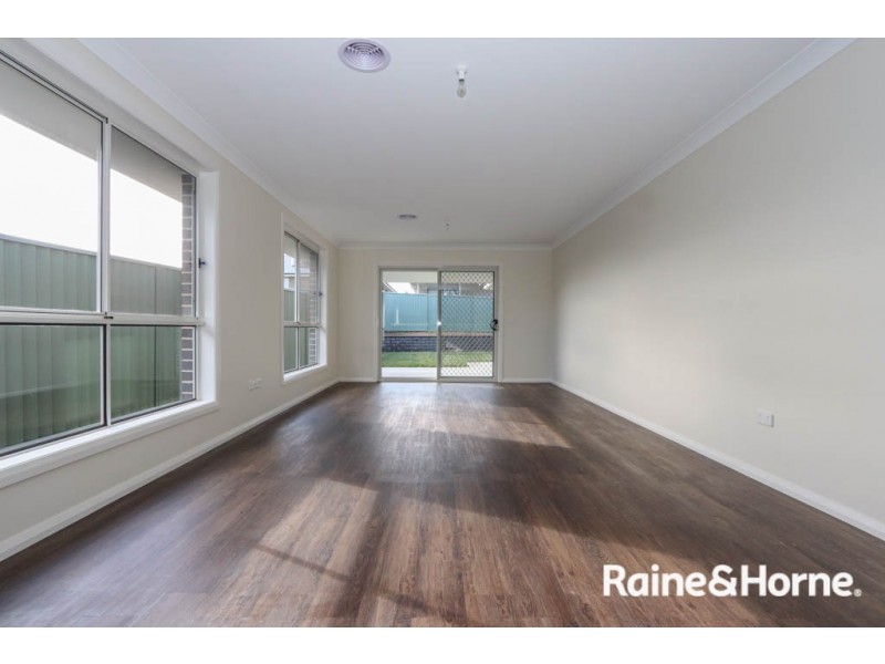 6 Matthews Street, Windradyne NSW 2795