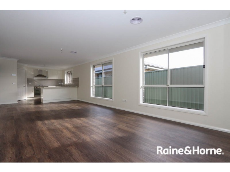 6 Matthews Street, Windradyne NSW 2795