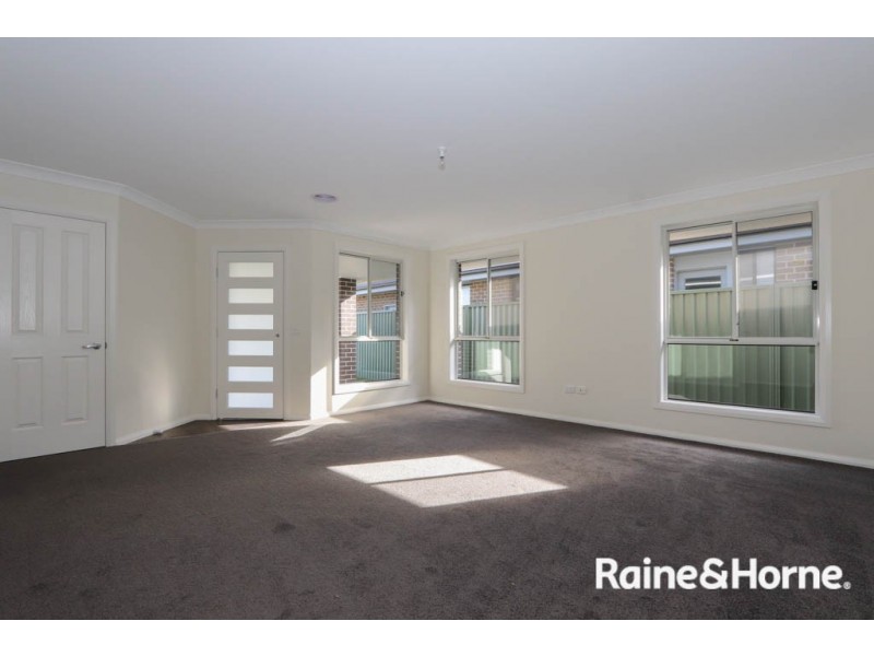 6 Matthews Street, Windradyne NSW 2795