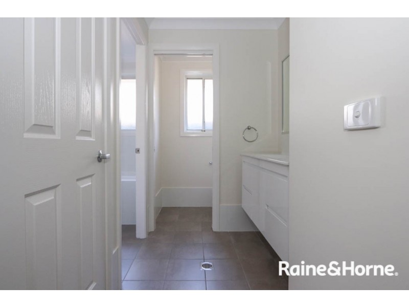 6 Matthews Street, Windradyne NSW 2795