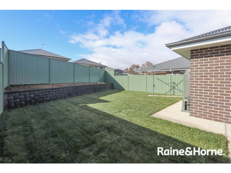 6 Matthews Street, Windradyne NSW 2795