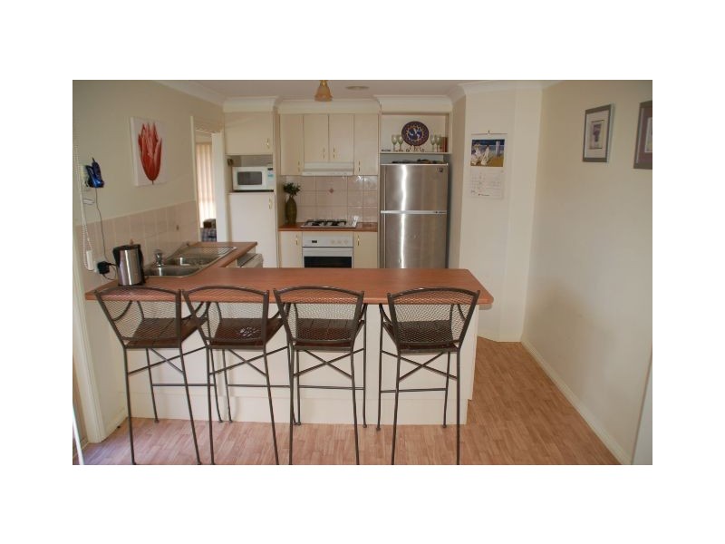 12 Willow Drive, Kelso NSW 2795