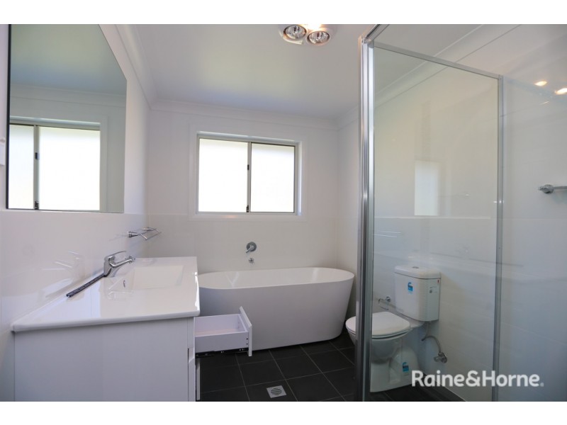 12 Matthews Street, Windradyne NSW 2795