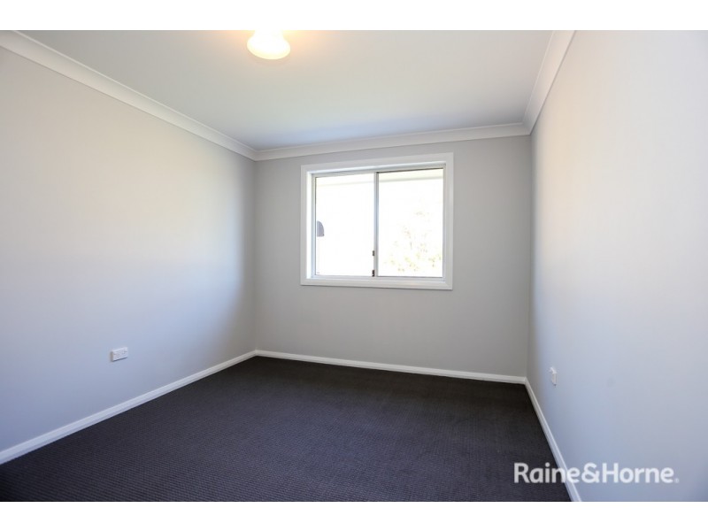 12 Matthews Street, Windradyne NSW 2795