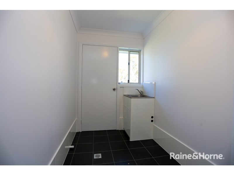 12 Matthews Street, Windradyne NSW 2795