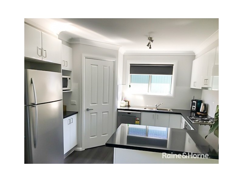 2 Morgan Place, Llanarth NSW 2795