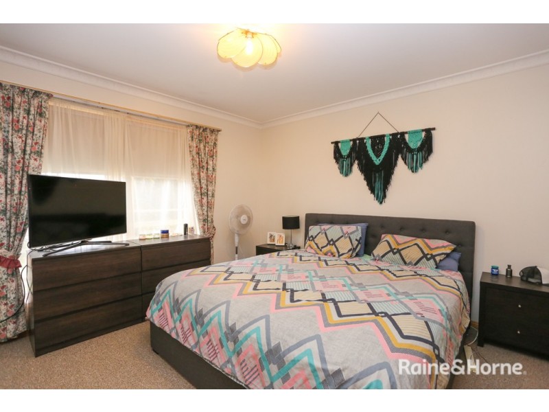 19 Wentworth Drive, Kelso NSW 2795