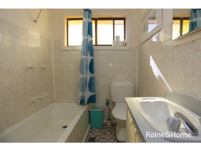 299 Rocket Street, West Bathurst NSW 2795