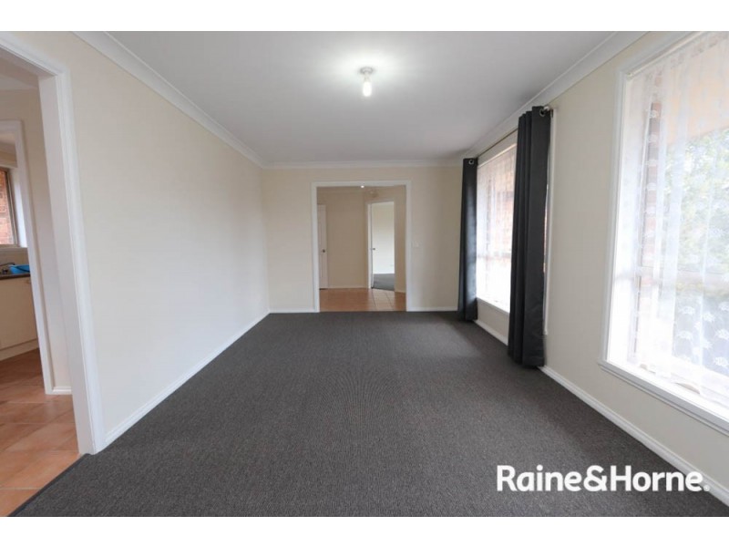 13 Freestone Way, Windradyne NSW 2795